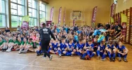 Gwiazdy Sportu odwiedziły szkołę na Limanowszczyźnie - zdjęcie 3