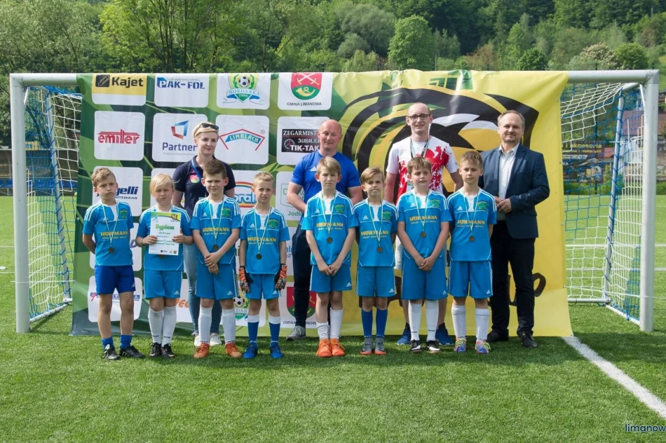 Walka o awans do turnieju głównego, piłkarska rywalizacja dla młodych piłkarzy - zdjęcie 4