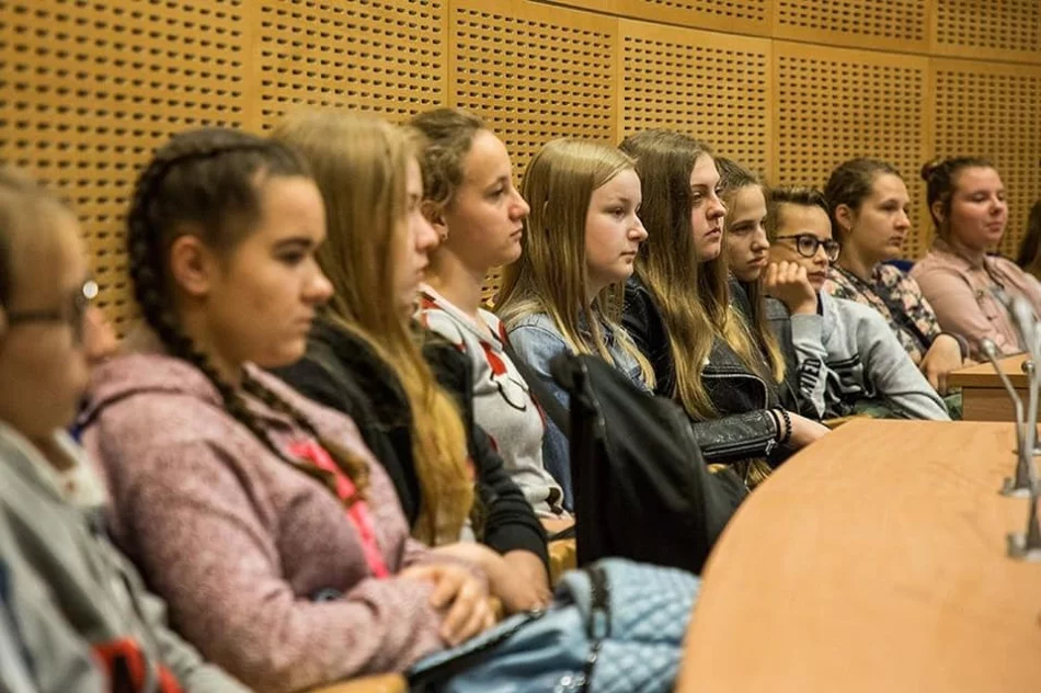 Lekcja samorządności dla wyróżniających się uczniów - zdjęcie 2