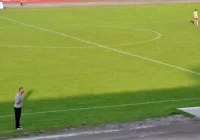 Nagranie z trenerem Limanovii hitem w sieci. Paszkiewicz dosadnie reaguje na chamskie zachowanie kibica - zdjęcie główne