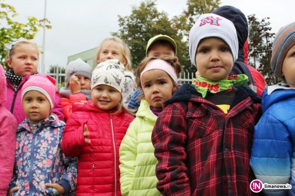 200 osób w próbnej ewakuacji przedszkola - zdjęcie 4