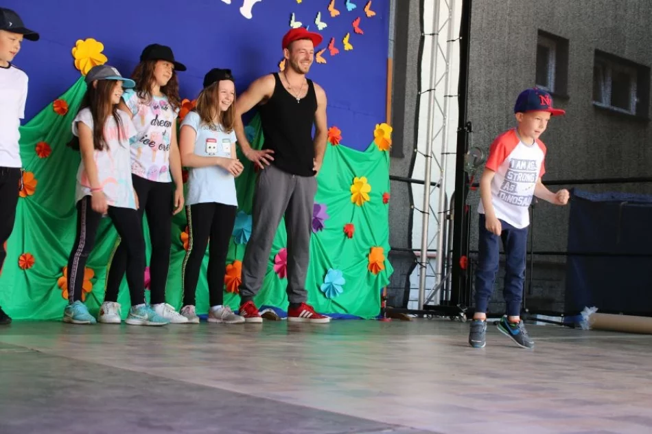 Rodzinna zabawa na Dzień Dziecka - zdjęcie 10