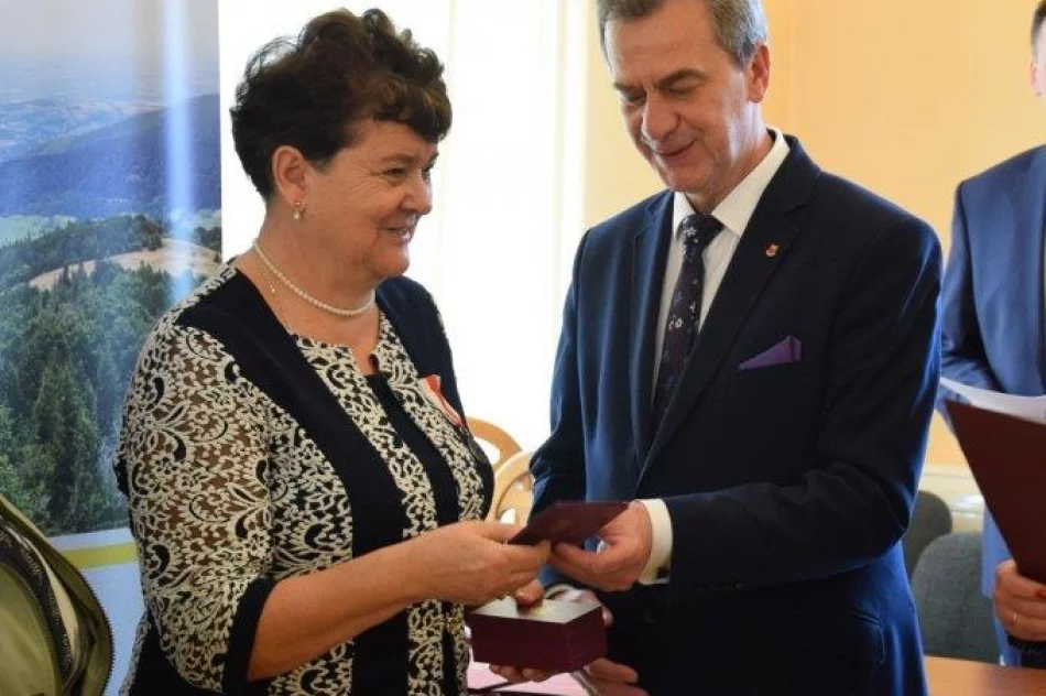 Odznaczenia dla rodziców za służbę wojskową synów - zdjęcie 3