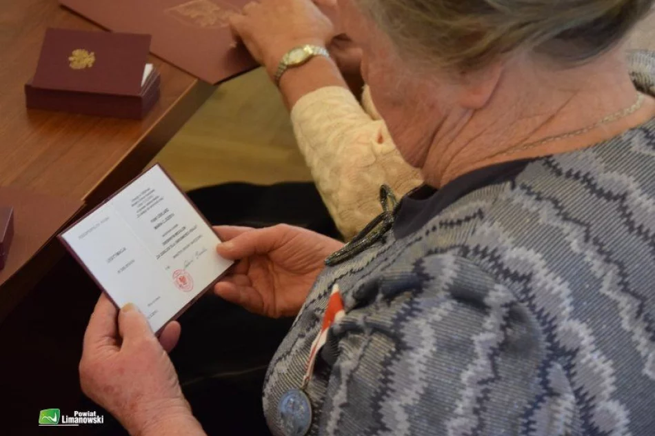 Odznaczenia dla rodziców za służbę wojskową synów - zdjęcie 10