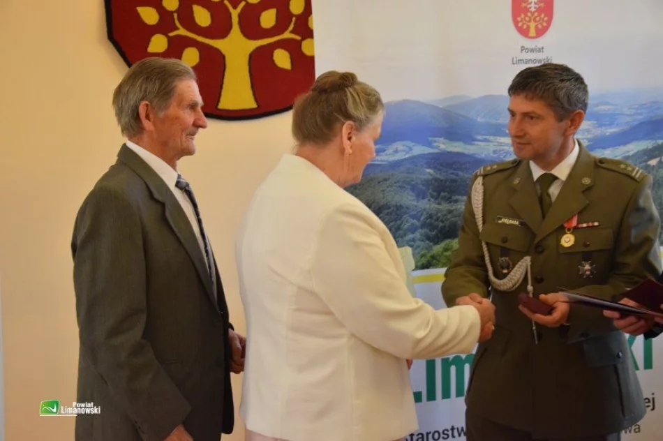 Odznaczenia dla rodziców za służbę wojskową synów - zdjęcie 15