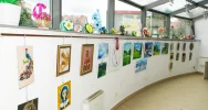 Wernisaż prac uczestników Warsztatów Artystycznych „Czerwone Korale” z Pisarzowej w PCIT - zdjęcie 3