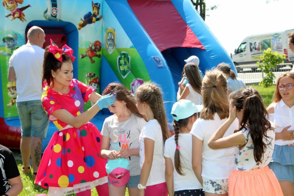 Piknik z okazji Dnia Matki i Dnia Dziecka w Wysokiem - zdjęcie 2