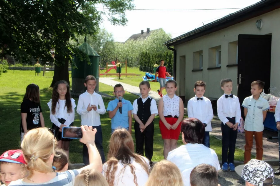 Piknik z okazji Dnia Matki i Dnia Dziecka w Wysokiem - zdjęcie 8