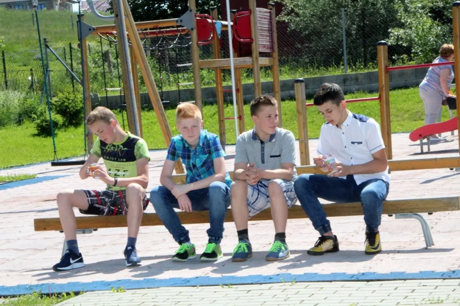 Piknik z okazji Dnia Matki i Dnia Dziecka w Wysokiem - zdjęcie 20