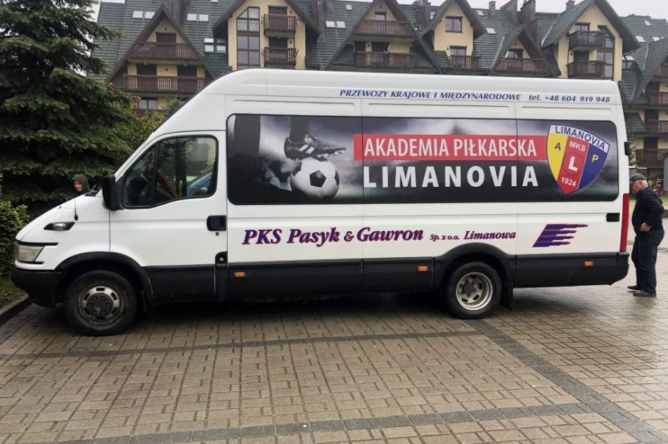 Potęgi piłkarskie w starciu z Limanovią - zdjęcie 5