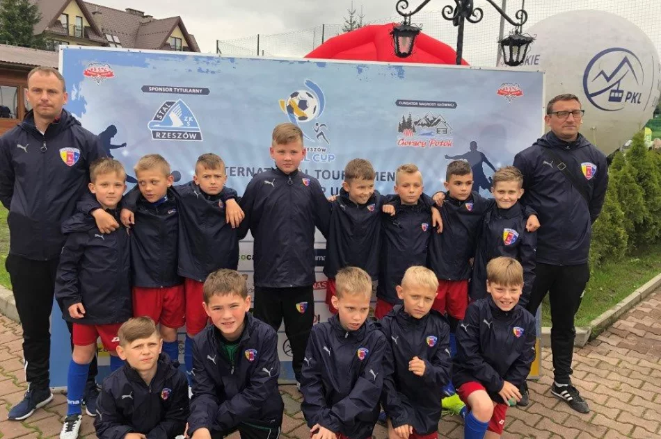 Potęgi piłkarskie w starciu z Limanovią - zdjęcie 11