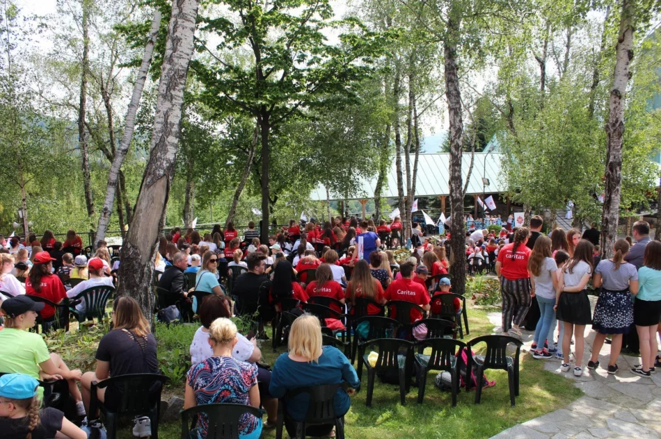 XIII Zjazd Szkolnych Kół Caritas z diecezji tarnowskiej w Pasierbcu - zdjęcie 13