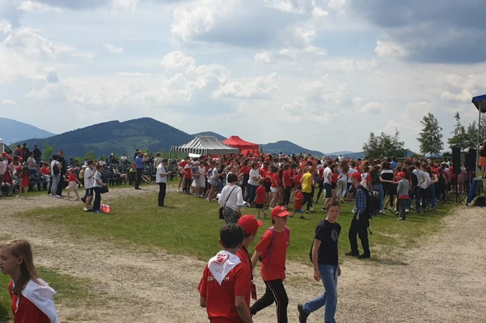 XIII Zjazd Szkolnych Kół Caritas z diecezji tarnowskiej w Pasierbcu - zdjęcie 17