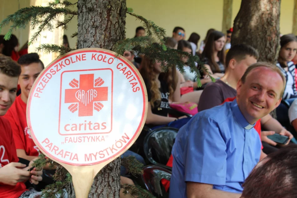 XIII Zjazd Szkolnych Kół Caritas z diecezji tarnowskiej w Pasierbcu - zdjęcie 20