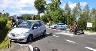 Zderzenie motocykla i samochodu osobowego na "krajówce" - zdjęcie 3
