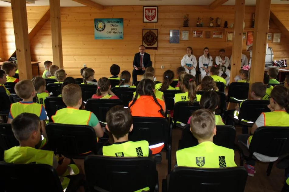 Mistrzowie karate czytali dzieciom - zdjęcie 6