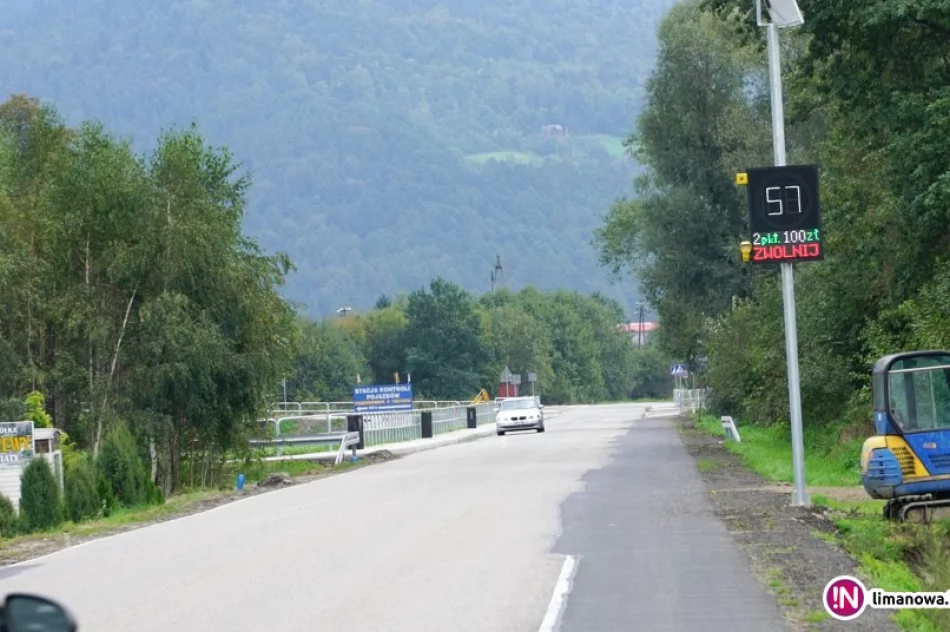 Uruchomiono radarowe wyświetlacze prędkości. Urządzenia wprowadzają w błąd - zdjęcie 3