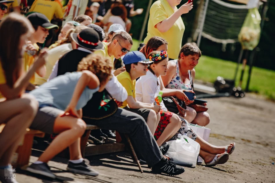 VI Piknik Integracyjny "Razem Raźniej” w Dobrej - zdjęcie 17