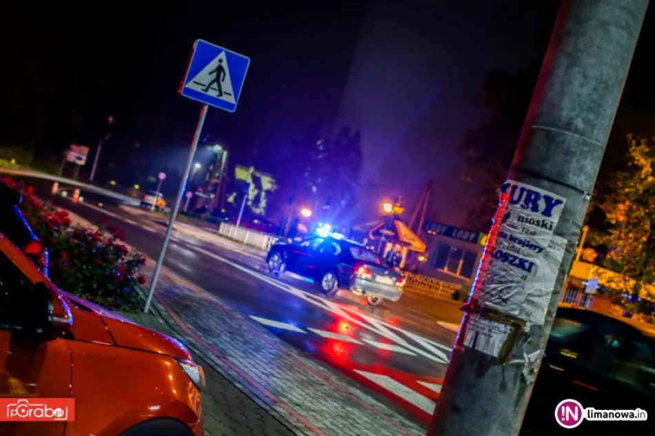 Pieszy odbił się od auta i wpadł pod drugie. Trafił do szpitala - zdjęcie 3