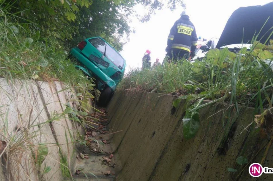 Zderzenie dwóch samochodów - zdjęcie 2
