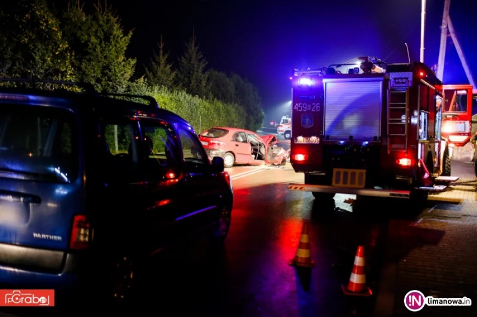 Dwie osoby ranne w zderzeniu aut. Policja szuka jednego z kierowców - zdjęcie 3