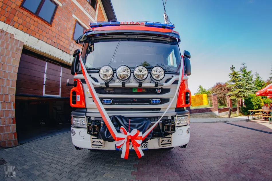 Nowy samochód na 85-lecie OSP Skrzydlna - zdjęcie 4