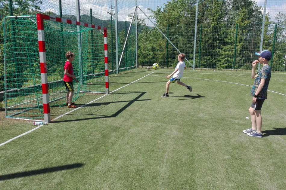 Dzień Dziecka w Szkole Podstawowej Nr 2 w Siekierczynie - zdjęcie 5