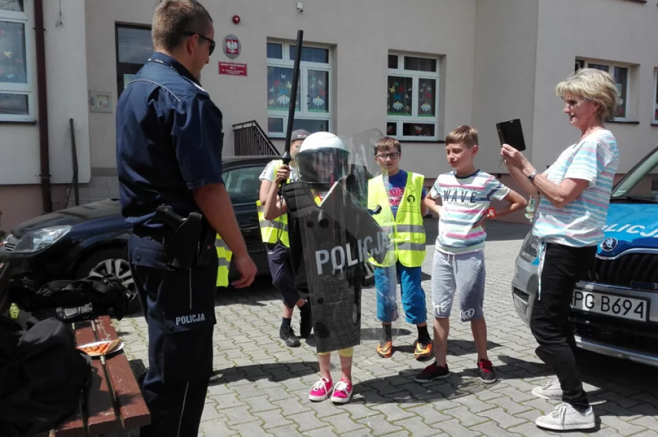 Dzień Dziecka w Szkole Podstawowej Nr 2 w Siekierczynie - zdjęcie 16