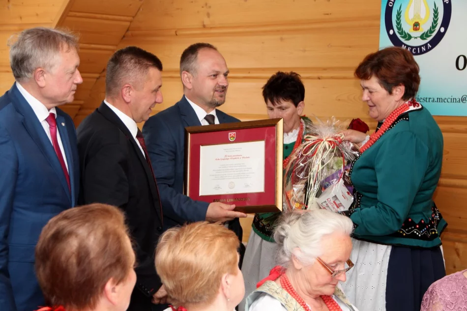 Jubileusz 70-lecia Koła Gospodyń Wiejskich z Męciny - zdjęcie 3