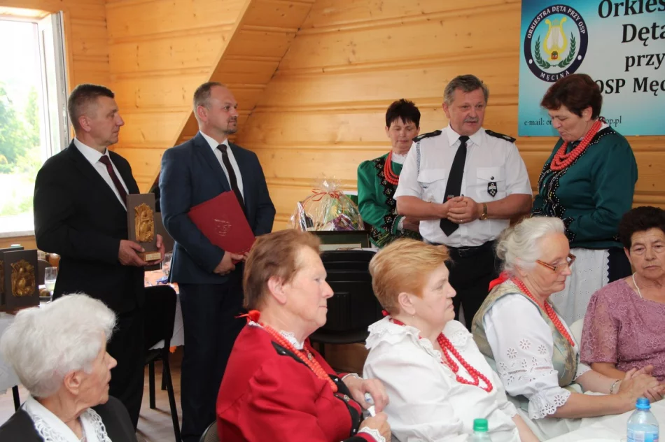 Jubileusz 70-lecia Koła Gospodyń Wiejskich z Męciny - zdjęcie 9