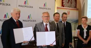 Samorządowcy podpisali umowy na projekty oferujące szkolenia i kursy - zdjęcie 4