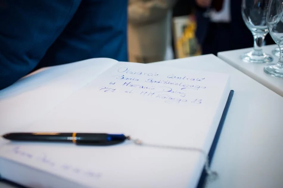 Uroczyste otwarcie nowej centrali banku - zdjęcie 6