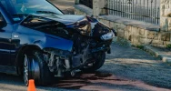 Kierowca Volkswagena uderzył w kościelny mur - zdjęcie 5