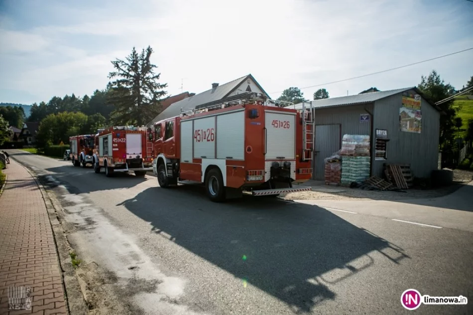 Pożar w budynku mieszkalnym. Przyczyna nieustalona - zdjęcie 3