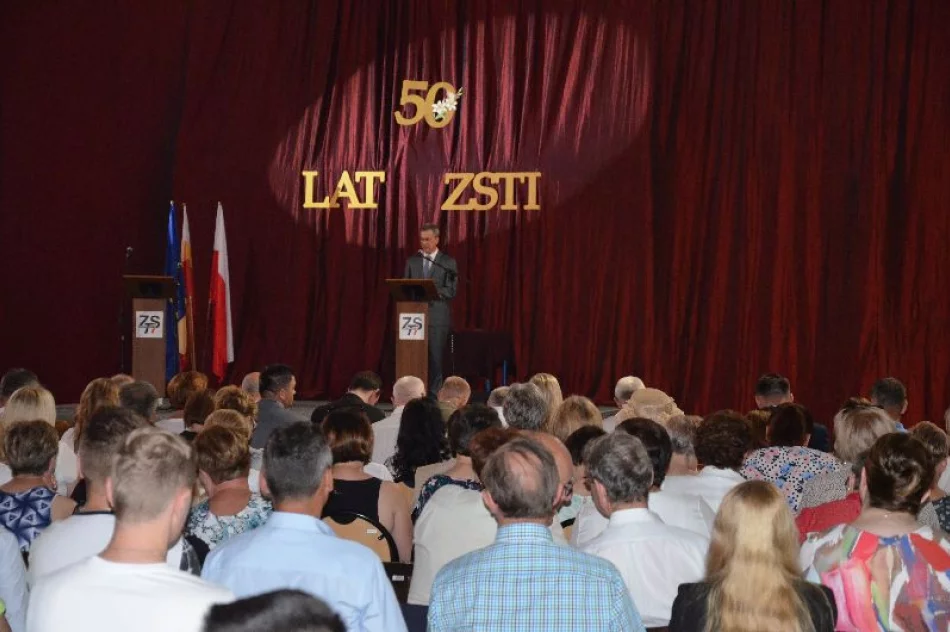 W ZSTI świętowali - Gala 50-lecia i festyn św. Antoniego - zdjęcie 7