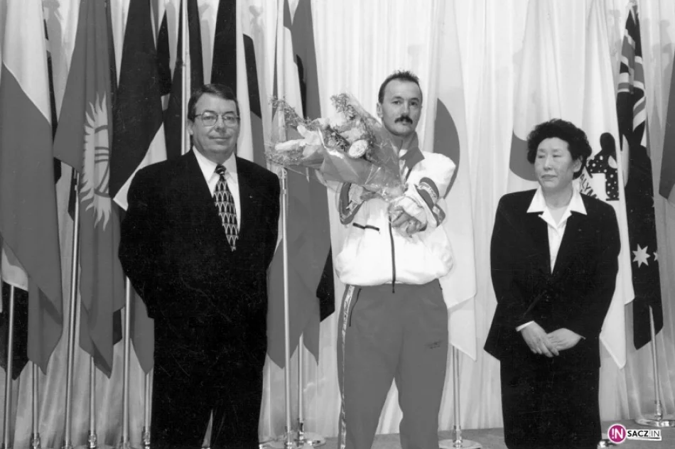 Odszedł Marcin Kos, pozostał medal z brylantem… - zdjęcie 2