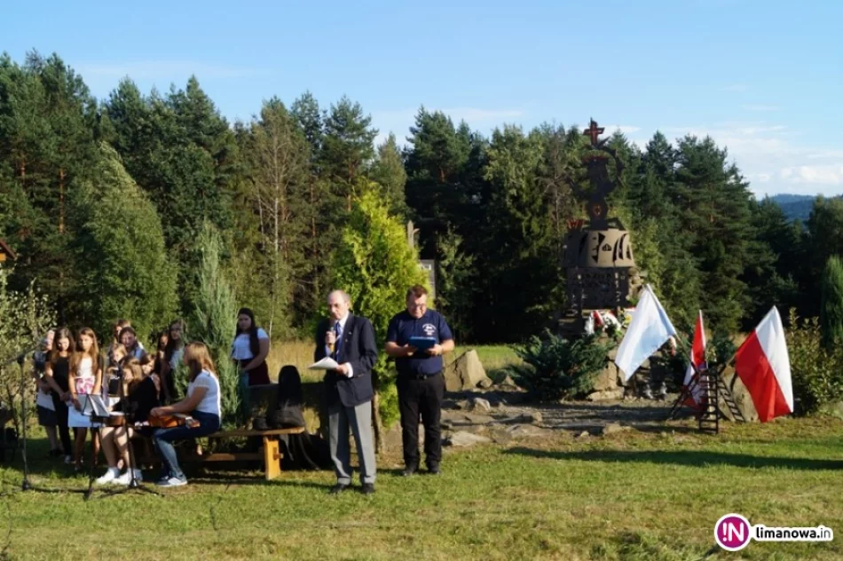 Uczcili pamięć walczących z najeźdżcą - zdjęcie 3