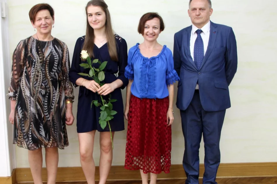 Nagrody dla uczniów i podziękowania dla nauczycieli - zdjęcie 7