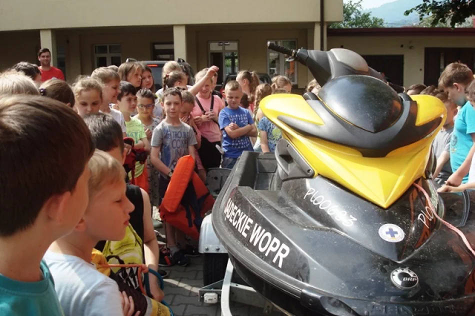 Rozmawiali z uczniami o bezpieczeństwie nad wodą - zdjęcie 4