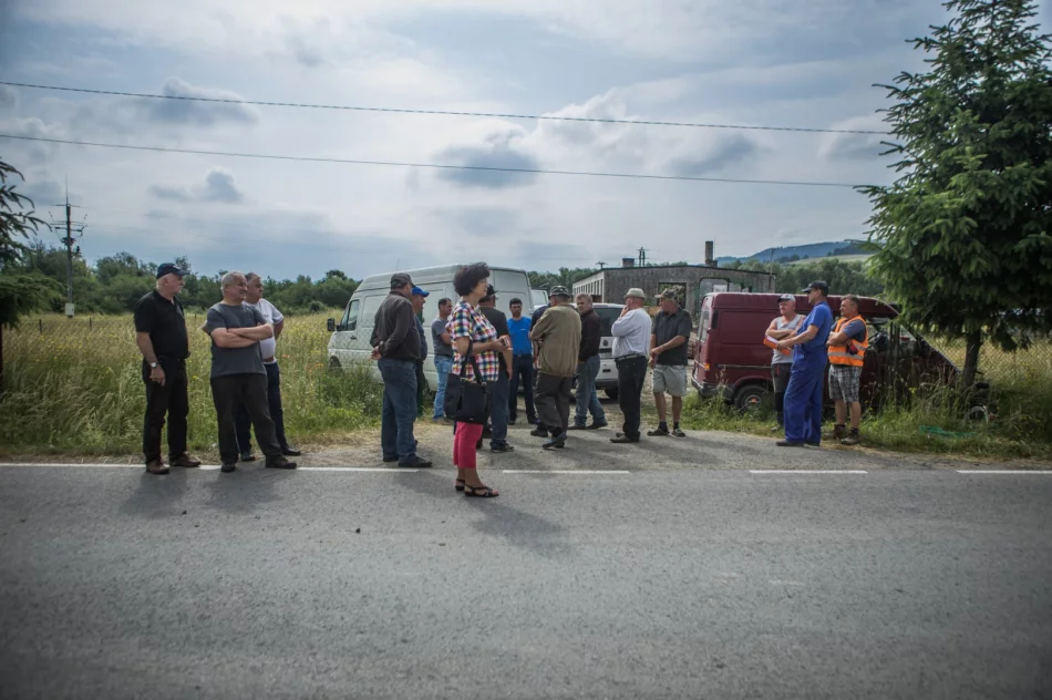 Stowarzyszenie zablokowało wjazd na działkę, gmina poleciła przeciąć ogrodzenie. Interweniowała policja - zdjęcie 3