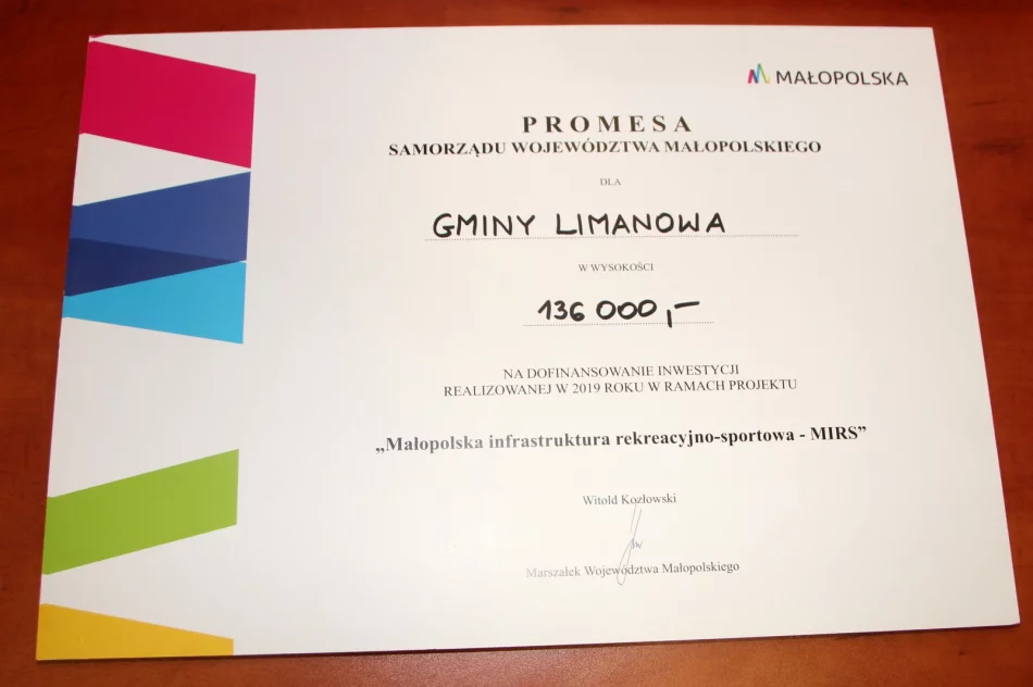 Promesa na rozbudowę boiska lekkoatletycznego w Męcinie - zdjęcie 3