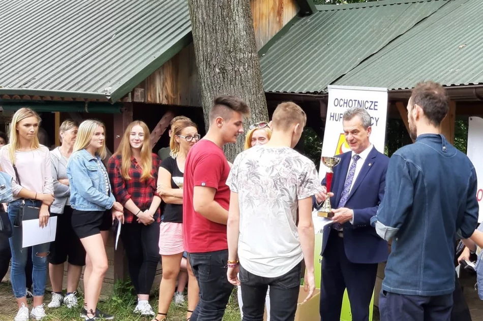 Wielkie gotowanie w plenerze, czyli IV Wojewódzki Konkurs Kulinarny Młodzieży OHP - zdjęcie 4