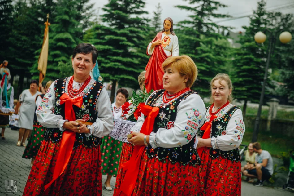  Uroczysta procesja w Starej Wsi - Święto Bożego Ciała 2019 - zdjęcie 8