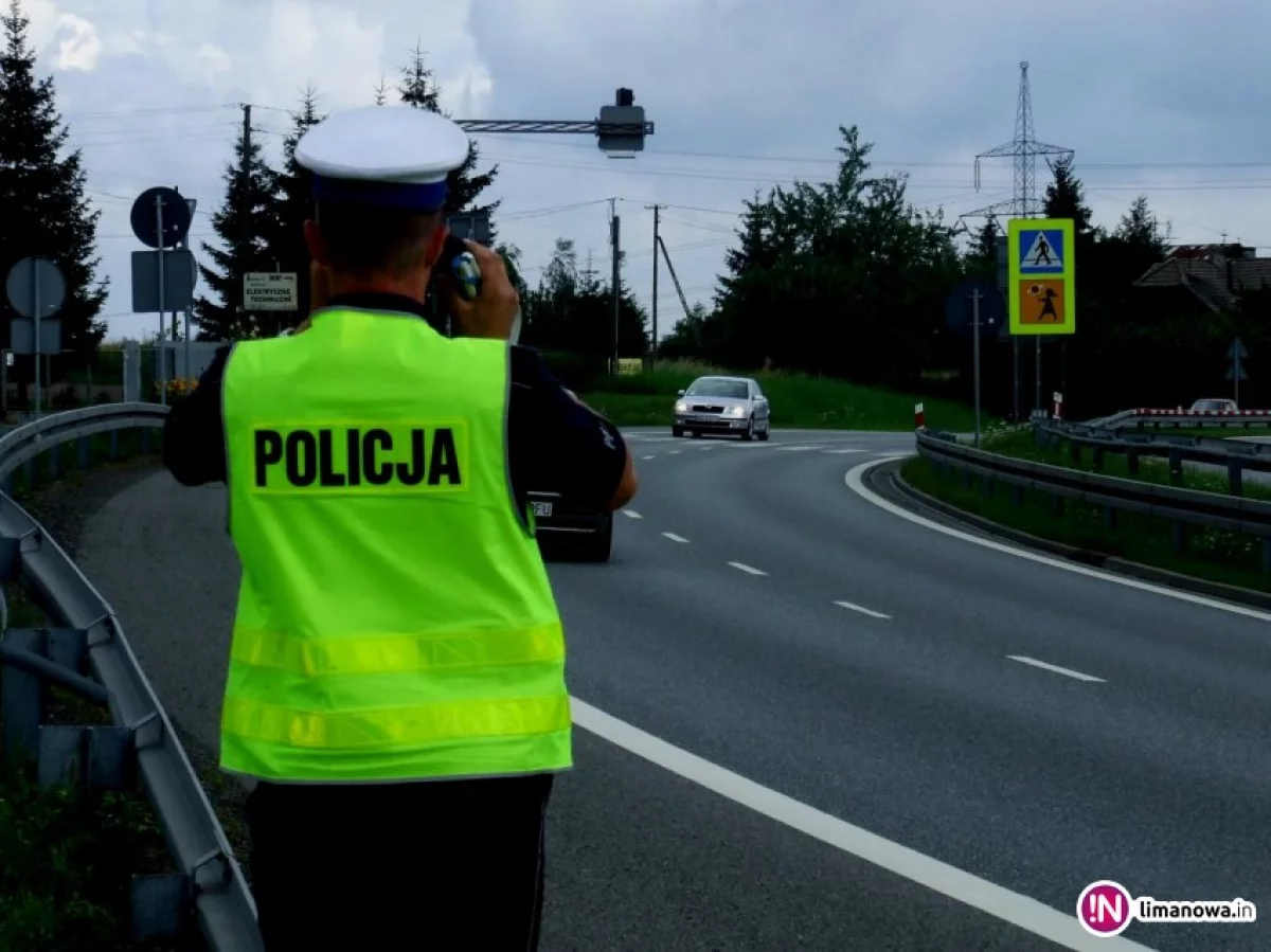 Policja prosi o rozważną jazdę i zapowiada częstsze kontrole na drogach