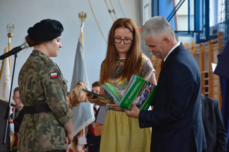 Sukcesy uczniów Ekonoma w nauce i sporcie - zdjęcie 3