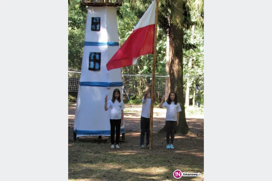 170 młodych harcerzy spędziło lato nad morzem - zdjęcie 2