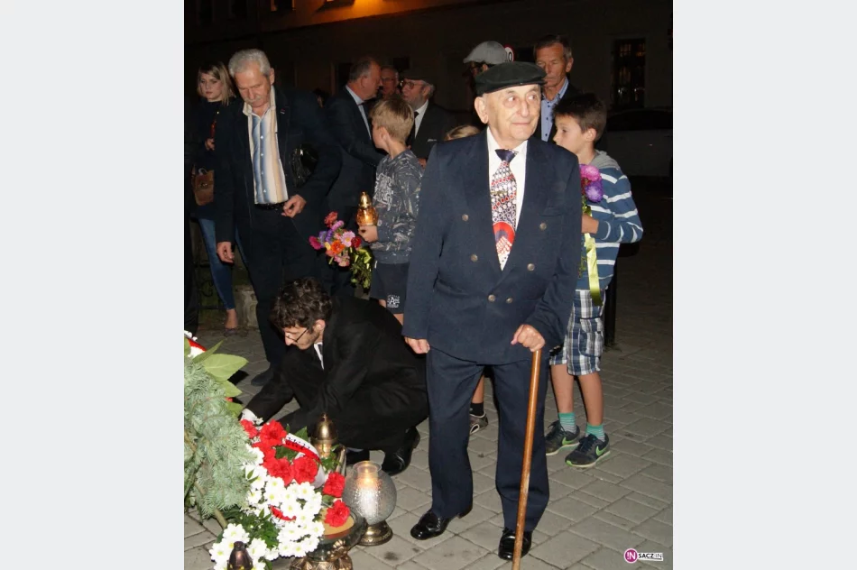 Spotkali się w rodzinnym mieście. Sądeccy Żydzi na Apelu Pamięci w 74. rocznicę likwidacji getta - zdjęcie 3