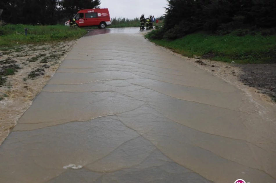 50 litrów deszczu na m2. 'Było groźnie' - podtopione piwnice, podmyte drogi - zdjęcie 2