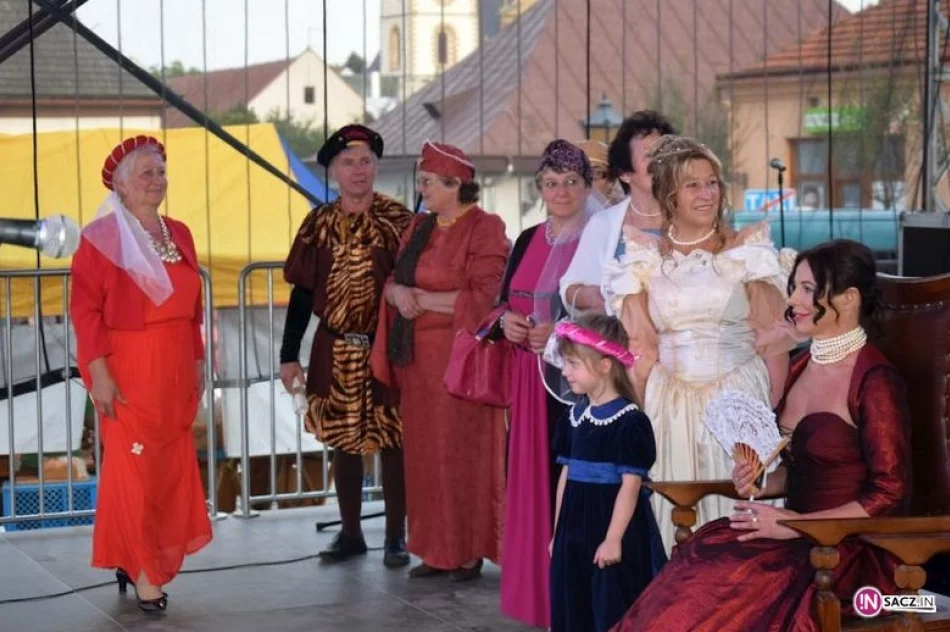 Jan III Sobieski z Węgier, królowa Marysieńka - ze Starego Sącza - zdjęcie 2