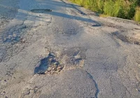 Mieszkańcy będą musieli jeszcze poczekać na remont drogi - zdjęcie główne